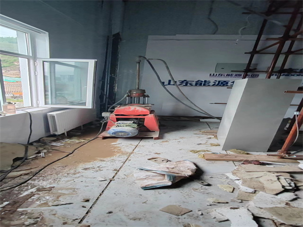 中宁地基基础下沉墙体裂缝加固注浆顶升施工